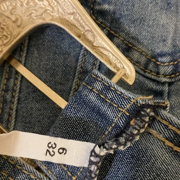 Fashion Nova-Buckle Bunny Denim Corset Top - Medium - Picture 8 of 9